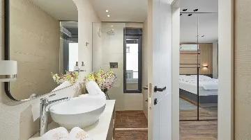 3-Bedroom Villa with Outdoor Pool in Makarska