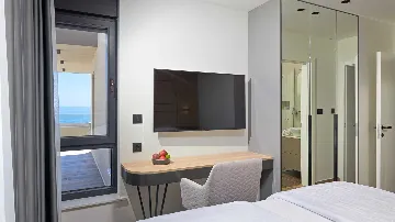 3-Bedroom Villa with Outdoor Pool in Makarska