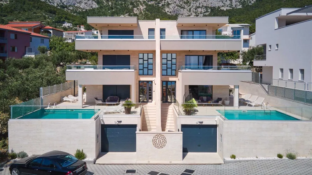 3-Bedroom Villa with Outdoor Pool in Makarska