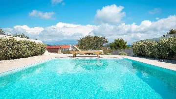 Murter Modern 4-Bedroom Villa with Pool