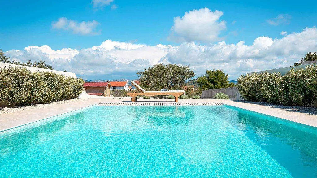 Murter Modern 4-Bedroom Villa with Pool