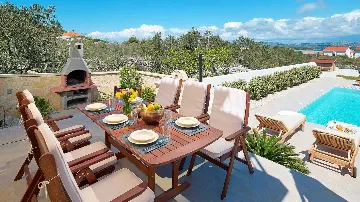 Murter Modern 4-Bedroom Villa with Pool