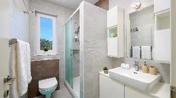 Murter Modern 4-Bedroom Villa with Pool