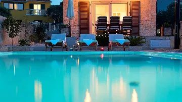 Murter Modern 4-Bedroom Villa with Pool