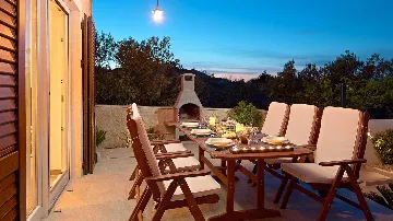 Murter Modern 4-Bedroom Villa with Pool