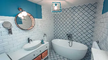 3-Bedroom Villa with Swimming Pool in Sutivan