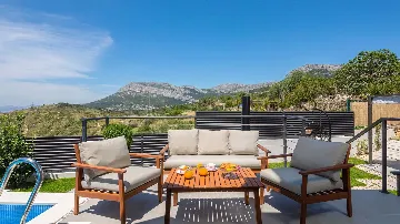 Modern Villa with Private Pool in Klis