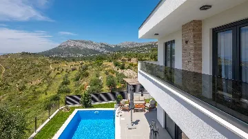 Modern Villa with Private Pool in Klis