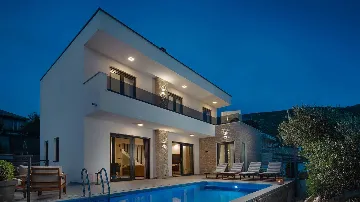 Modern Villa with Private Pool in Klis