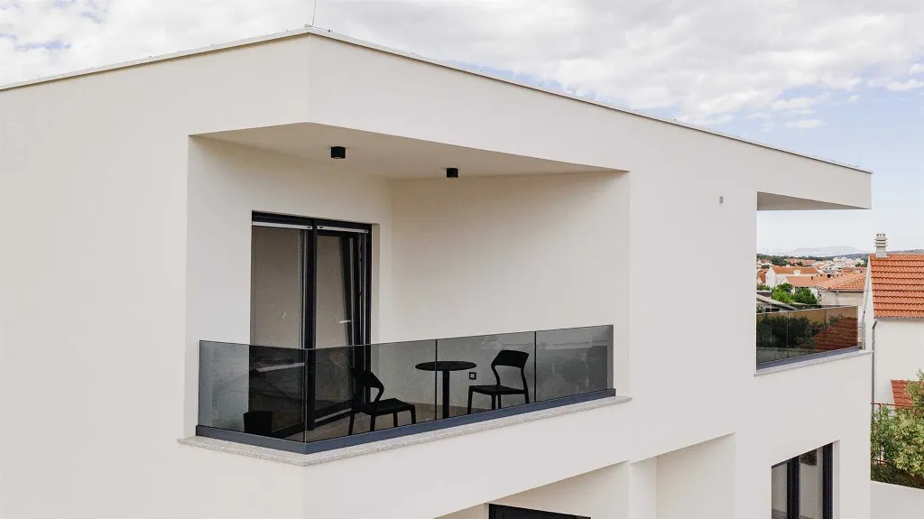 Villa in Vodice with Outdoor Pool for 8 Guests