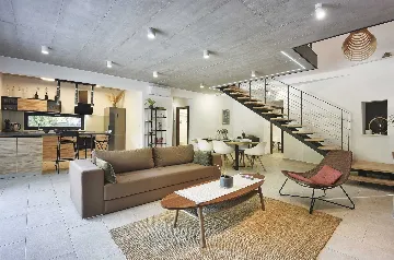 Modern Villa with Pool in Banjole (Up to 8 Guests)