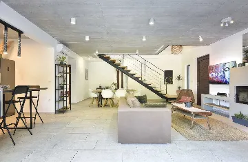 Modern Villa with Pool in Banjole (Up to 8 Guests)