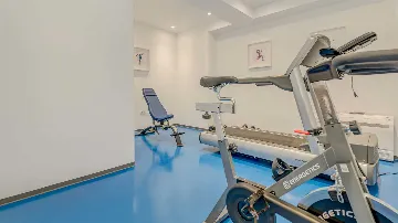 Air-Conditioned Villa with Sea View in Podstrana