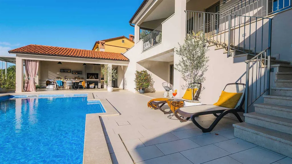 Villa in Pazin for Up to 10 Guests