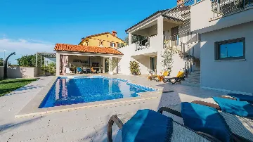 Villa in Pazin for Up to 10 Guests