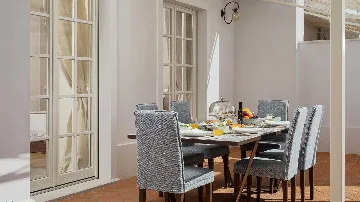 Modern 4-Bedroom Villa in Vabriga