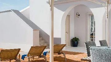 Modern 4-Bedroom Villa in Vabriga