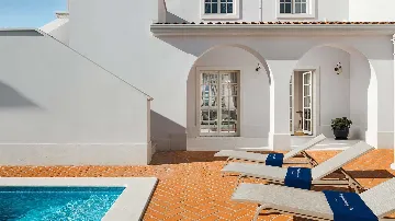 Modern 4-Bedroom Villa in Vabriga