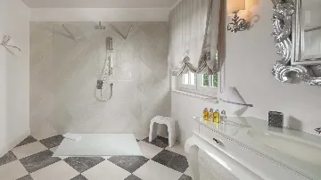 3-Bedroom Villa in Vabriga for 6 Guests