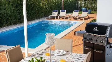 3-Bedroom Villa in Vabriga for 6 Guests
