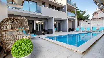 Modern Villa with Private Pool in Rogoznica