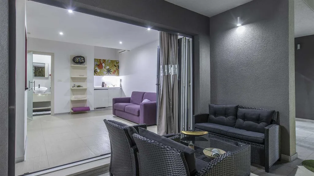 Modern Villa with Private Pool in Rogoznica