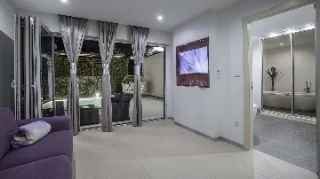 Modern Villa with Private Pool in Rogoznica