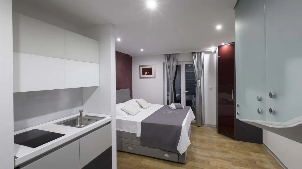 Modern Villa with Private Pool in Rogoznica
