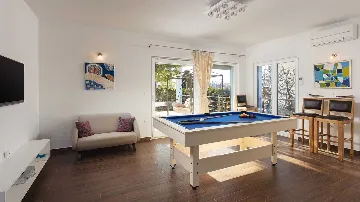 Podstrana Villa with Sea-View Pool for Up to 10 Guests