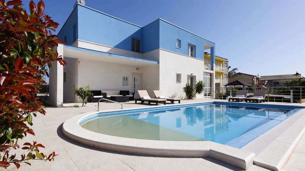 Podstrana Villa with Sea-View Pool for Up to 10 Guests