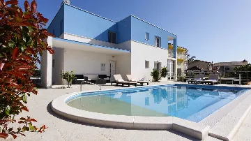 Podstrana Villa with Sea-View Pool for Up to 10 Guests