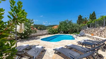 Traditional Stone Villa in Sumartin for Up to 10