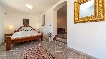 Family Villa in Sumartin for Up to 8 Guests