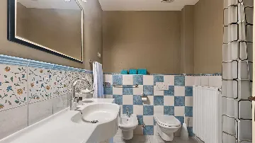 Villa in Čabrunići with Pool and 4 Bedrooms