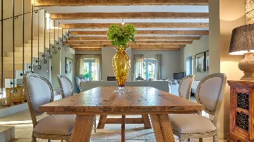 Villa in Čabrunići with Pool and 4 Bedrooms