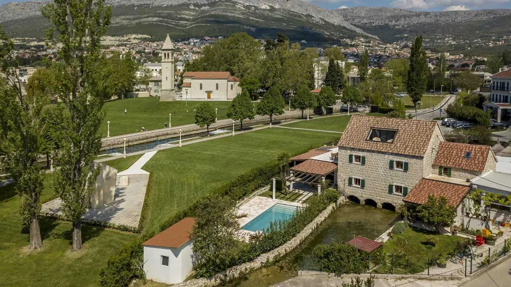 3-Bedroom Lakefront Villa with Heated Pool in Solin