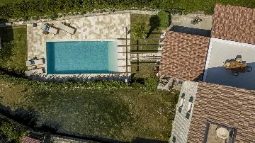 3-Bedroom Lakefront Villa with Heated Pool in Solin