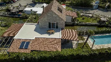 3-Bedroom Lakefront Villa with Heated Pool in Solin