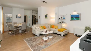 Pool Villa in Trogir’s Plano for Up to 9 Guests