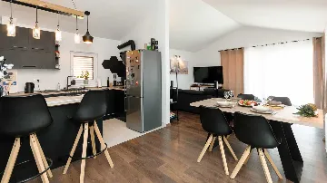 Pool Villa in Trogir’s Plano for Up to 9 Guests