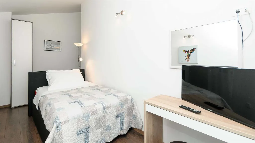 Pool Villa in Trogir’s Plano for Up to 9 Guests