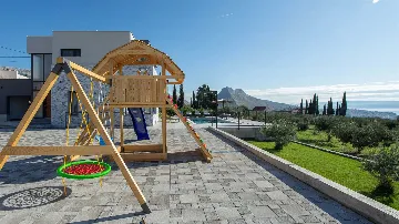 Villa with Heated Pool and Sea Views in Solin