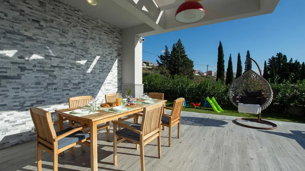 Villa with Heated Pool and Sea Views in Solin