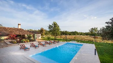 Traditional Villa with Private Pool in Bale