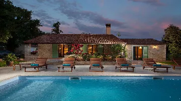 Traditional Villa with Private Pool in Bale