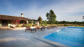 Traditional Villa with Private Pool in Bale
