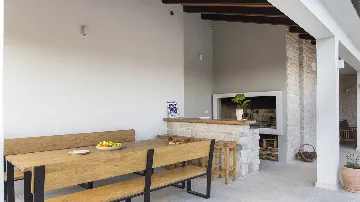 Modern Villa with Infinity Pool in Viškovići