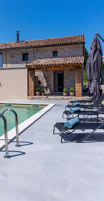 Renovated 4-Bedroom Villa in Pazin