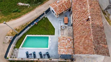 Renovated 4-Bedroom Villa in Pazin