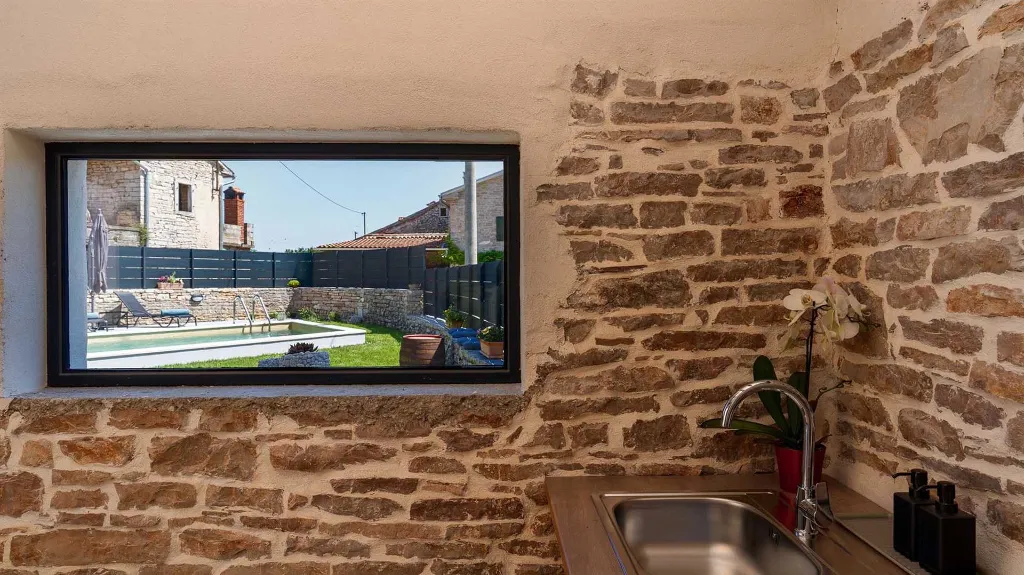 Renovated 4-Bedroom Villa in Pazin